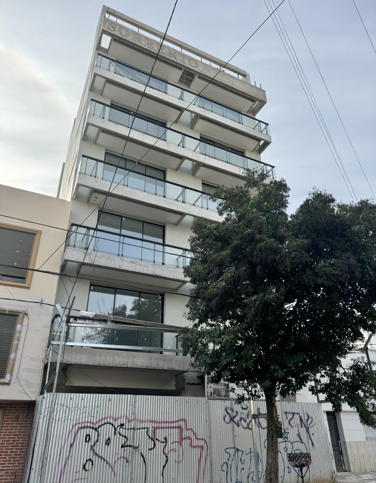 Calle 4 e/ 64 y 65 