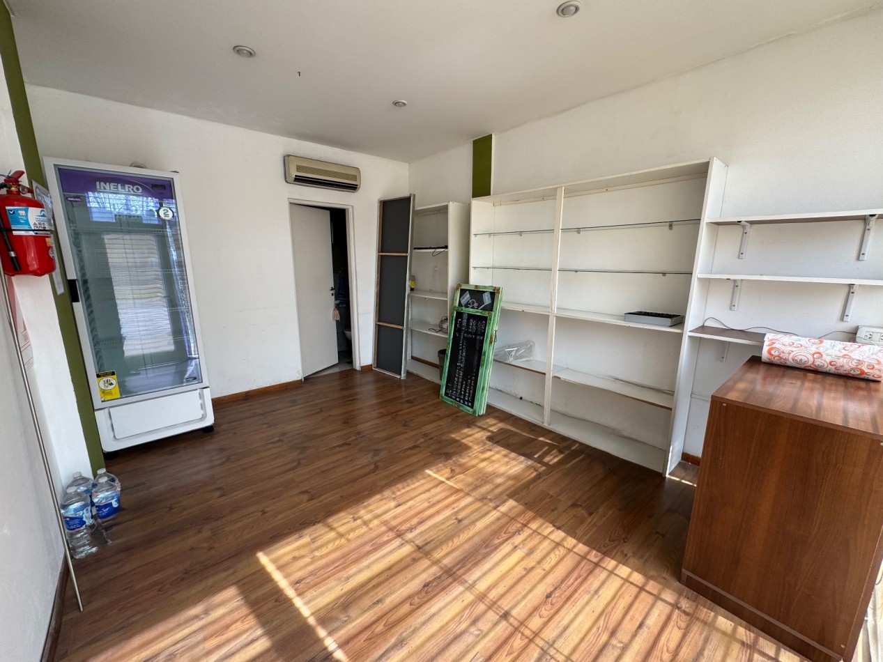 Local en venta en La Plata - calle 22 y 63 